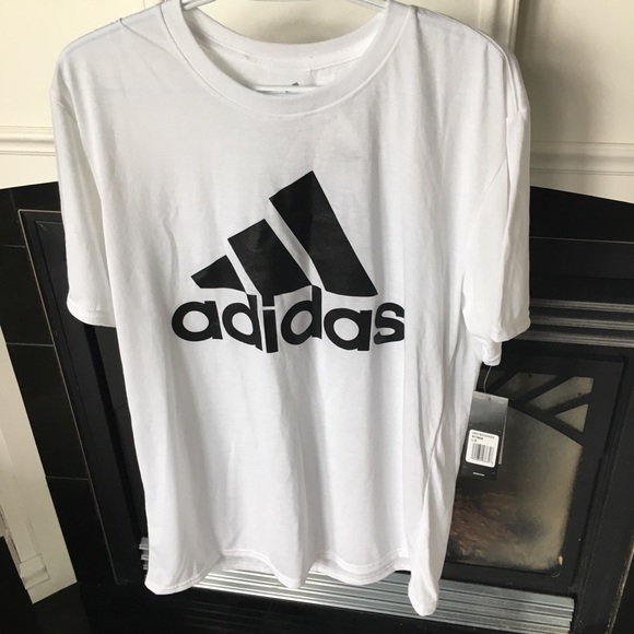 Adidas Mens Badge of Sport Graphic Tee Large NWT - Picture 5 of 10